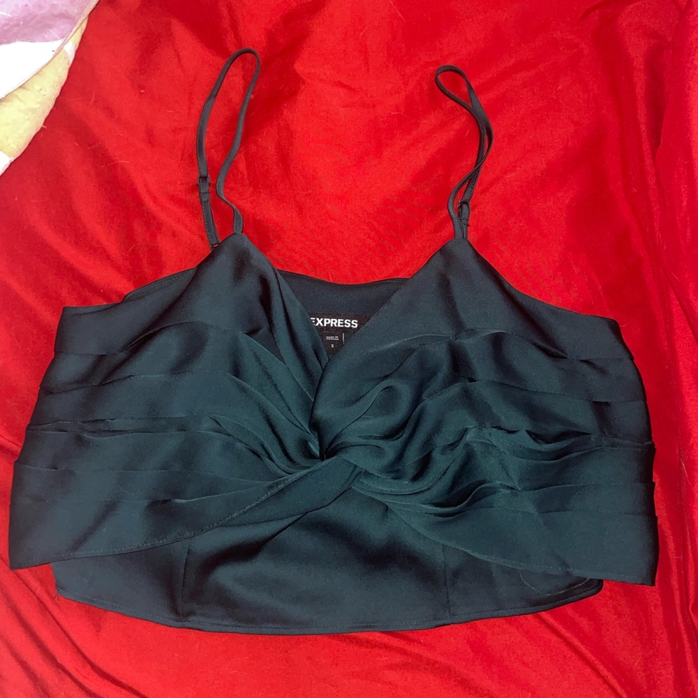Never worn Express hunter green crop top size small